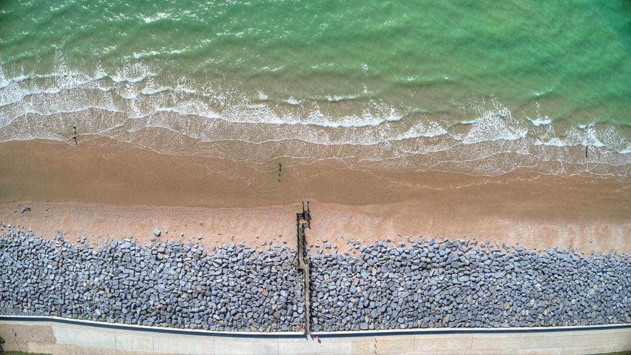 Coastguards Beach House Camber Exterior photo