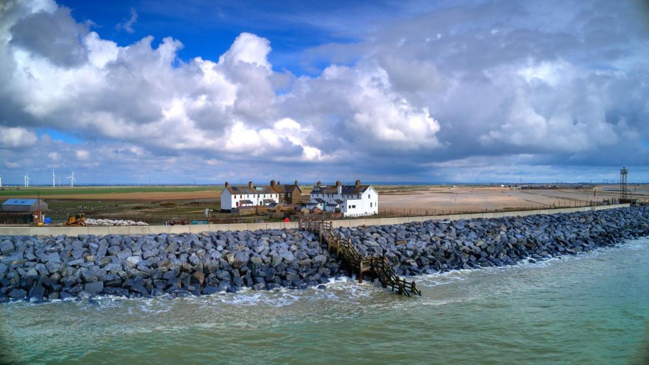 Coastguards Beach House Camber Exterior photo
